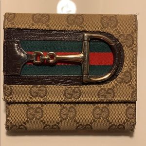 Authentic vintage Gucci wallet
